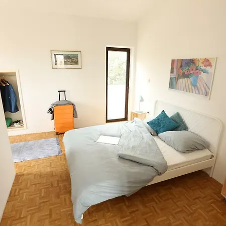 Anica Apartment